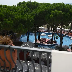 https://agora-park.hotelslidodijesolo.com